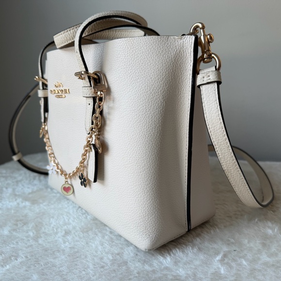 Coach Mollie 25 tote bag in chalk off white with charm - Picture 4 of 12